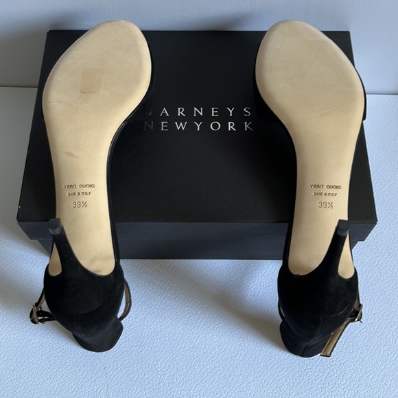Barneys New York Sandals - Picture 4 of 7